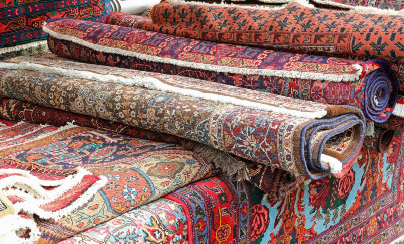 שטיחים פרסיים לעומת שטיחים מזרחיים: מה ההבדלים העיקריים?