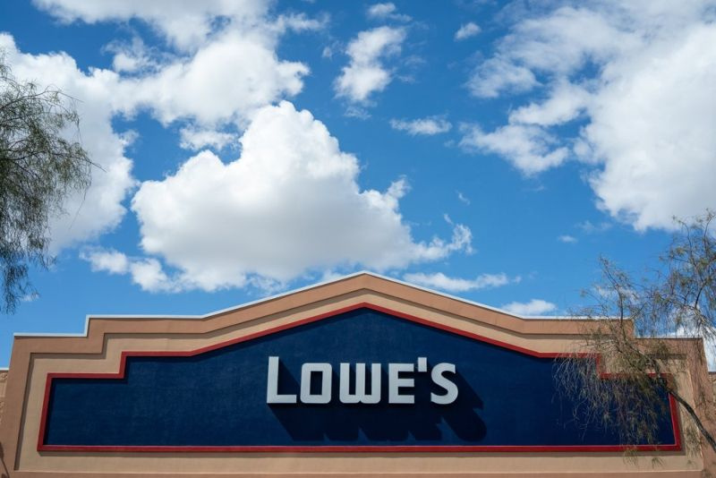 Hvor meget koster det at leje en højtryksrenser hos Lowe's?