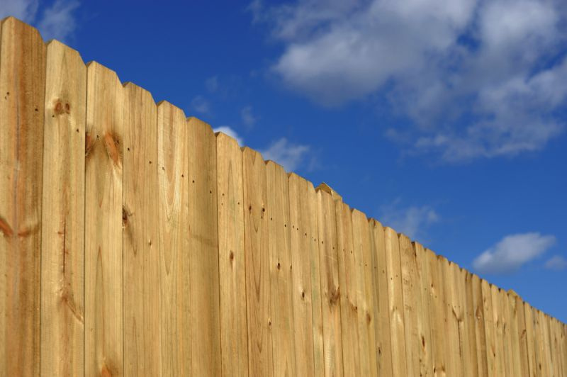 Какво представлява оградата от стена? (Разберете сега!)
